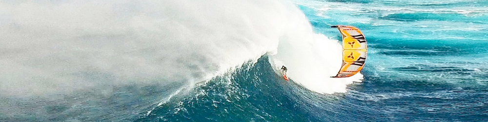 Jesse Richman ныряет в “Пасть”  - Big Wave кайтсерфинг